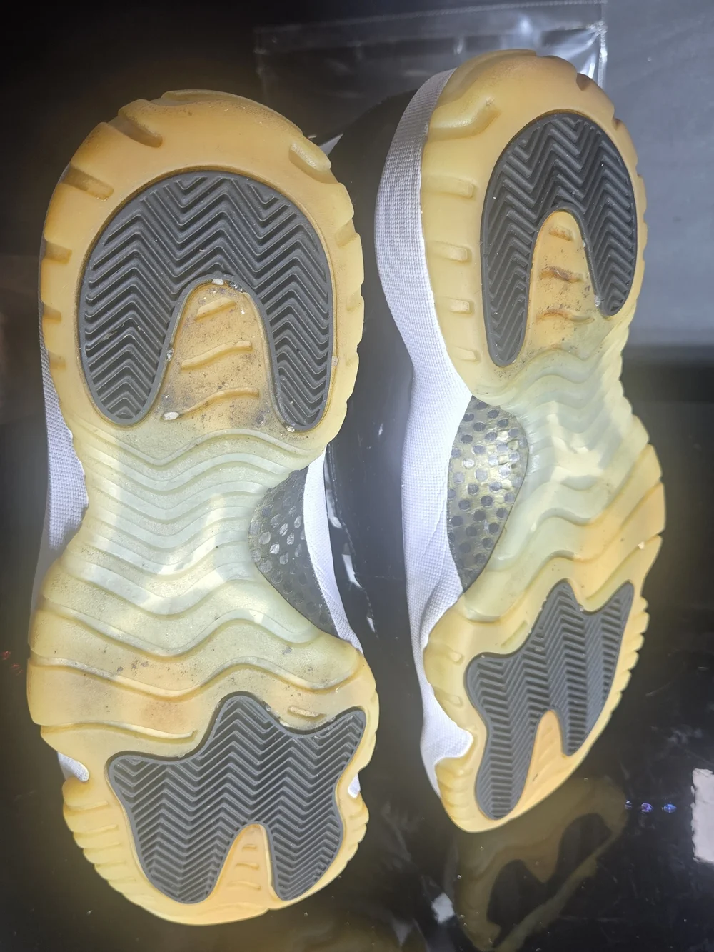 Air Jordan 11 Hi Retro Gratitude / Defining Moments DMP Black Gold - Size 9